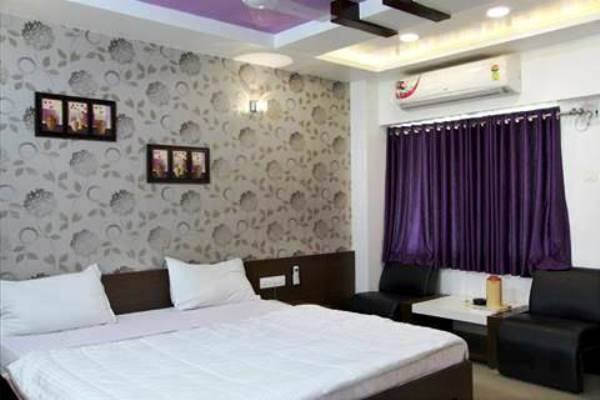 Hotel Prestige, Vadodara 3
